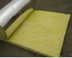 Rockwool cuộn tỷ trọng 40 indo, mặt bạc (0.6m x 5m x2.5 cm)