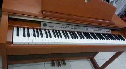 Piano Yamaha CLP 170C