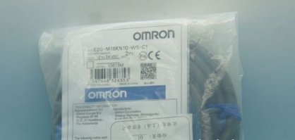 Cảm biến Omron E2G-M18KN10-WS-C1
