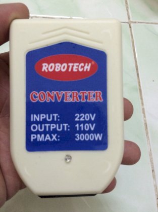 Ổ cắm đổi nguồn điện 220v ra 100v 110v cs 3.000w Robotech