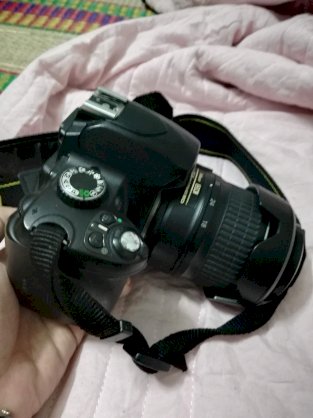 Máy ảnh Nikon D60