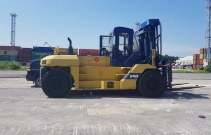 Xe nấng KOMATSU FD240-6