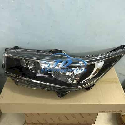 Đèn pha Toyota Innova KS2901187