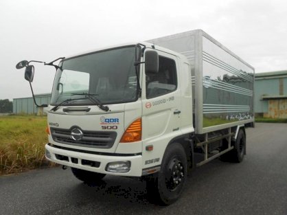 Xe tải hino 500 FC9JLTA 5,6 tấn thùng 6m7