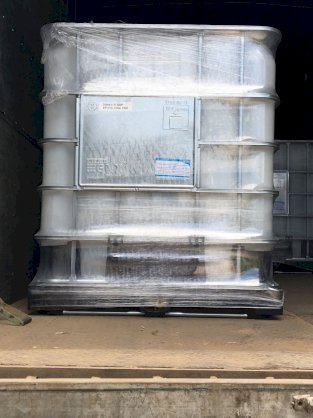 Bồn nhựa trắng đựng thức ăn cá IBC 1000L