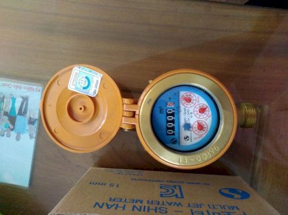 Đồng hồ nước nối ren Shinhan DN15 lắp ống phi 21