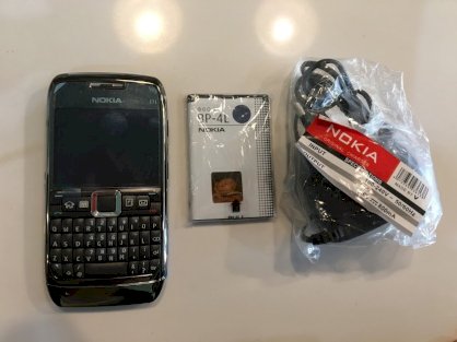 Nokia E71