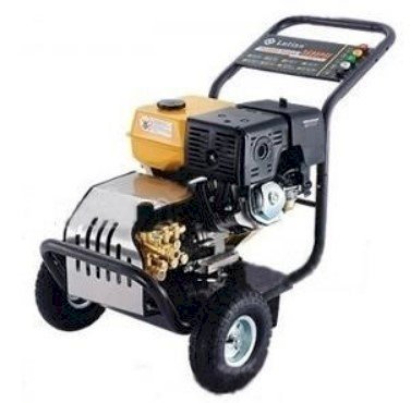 Máy rửa xe cao áp chạy bằng xăng Lutian 15D28-7A (7HP)