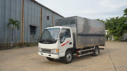 Xe tải 2t4 sản xuất 2019 máy ISUZU thùng 4.4m