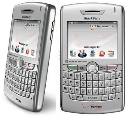 Blackberry 8830 màu bạc