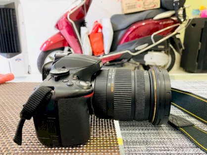 Nikon D5100 + Sigma 17-50