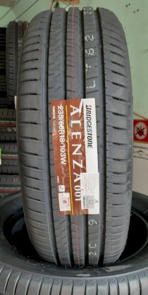 Lốp xe 235/60 R18 Bridgestone Nhật Alenza01 cho Santafe, Sorento