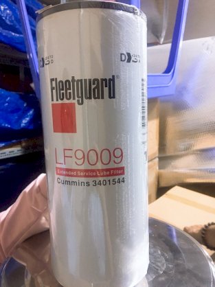 Lọc nhiên liệu động cơ diesel, máy phát điện Fleetguard - LF9009