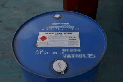 Methyl Ethyl Ketone Nhât/ China phuy 165kg