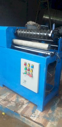 Máy cắt ống lõi giấy - Công Thanh - 600L