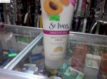 Tẩy Tế Bào Chết St. Ives Sensitive Skin, Apricot Scrub Gentle: Dành Cho Da Nhạy Cảm