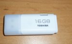 Usb Toshiba 16Gb Chính Hãng Bảo Hành 1 Năm