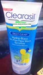 Sữa Rửa Mặt Trị Mụn Clearasil Daily Clear Hydra Blast Oil Free