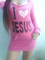 Đầm Thun Bó Dài Tay Màu Hồng In Chữ I Love Jesus