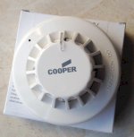 Đầu Báo Khói Cooper Thường Kèm Đế Cpd321+Cdbb300- Cooper