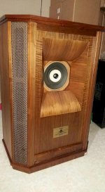 Loa Nghe Nhạc Đẳng Cấp Chỉ Có Thể Là Tannoy Và Isophon, Hàng Nhập Nguyên Chiếc