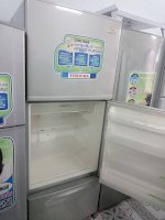 Tủ Lạnh Toshiba 305 Lít, Có 3 Ngăn Rộng, Mới 92%