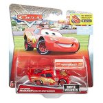Xe Mô Hinh Disney Cars Movie Moments Mcqueen With Pit Stop Barrier - Đk 8141
