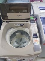Máy Giặt Sanyo 7 Kg, Mới 90%, Lòng Inoxx Lòng Nghiêng, Giặt Sạch,