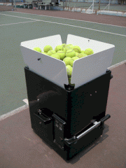 Máy bắn bóng tennis ARROW