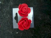 Bông tai hoa hồng đỏ 