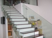 Cầu thang lan can kính G0025