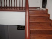 Cầu thang gỗ công nghiệp BiBi 04