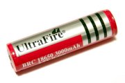 Pin Ultrafire 18650 đỏ Protected 