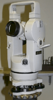 Máy kinh vĩ quang cơ Nikon NT-2D