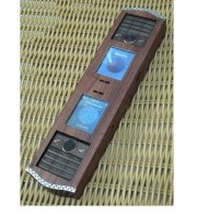 Điện thoại vỏ gỗ Mobell M520 (mẫu 1)