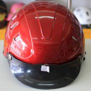Mũ bảo hiểm Protec lỗ trơn ( Màu đỏ )