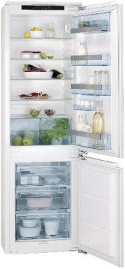 Tủ lạnh AEG SCS71800F0