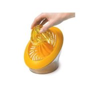 Dụng cụ vắt cam có cốc đong và nắp bảo vệ Cuisipro (Cirus Juicer)  