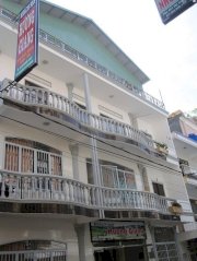 Khách sạn Hương Giang