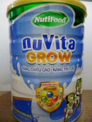 Sữa bột Nuvita Grow 900g