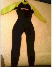 Wetsuit, Womens Size 6-7, 2/3 mm