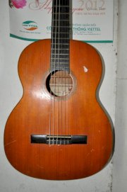 Đàn Guitar Nhật 008