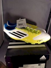 Adidas mens soccer shoes sneakers size 7.5 f50 Cleats New