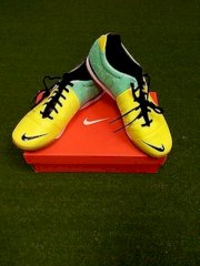 Nike CTR360 Libretto III IC Indoor Soccer Shoes Volt/Black/Green Glow NEW