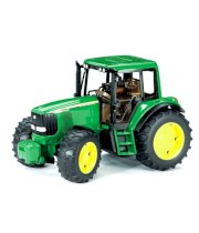 Bruder 1:16 Scale John Deere 6920