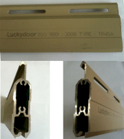 Cửa cuốn khe thoáng công nghệ Đức Luckydoor TP50 - 6063