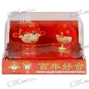 Solar Powered Happy Couple Head Shaking Desktop Toy