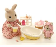 Sylvanian Families Bath Time for Baby