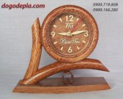 Quà tặng đồng hồ để bàn gỗ dừa DHD02