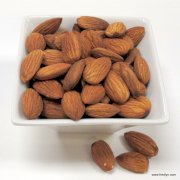 Fredlyn Nut Co. Raw Almonds 5# Bag